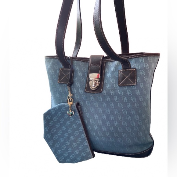 Dooney & Bourke Bags Vintage Bundle Dooney Bourke Shoulder Bag Coin